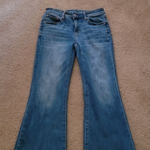 Size 2 short American Eagle Low Rise Denim Flare Jean